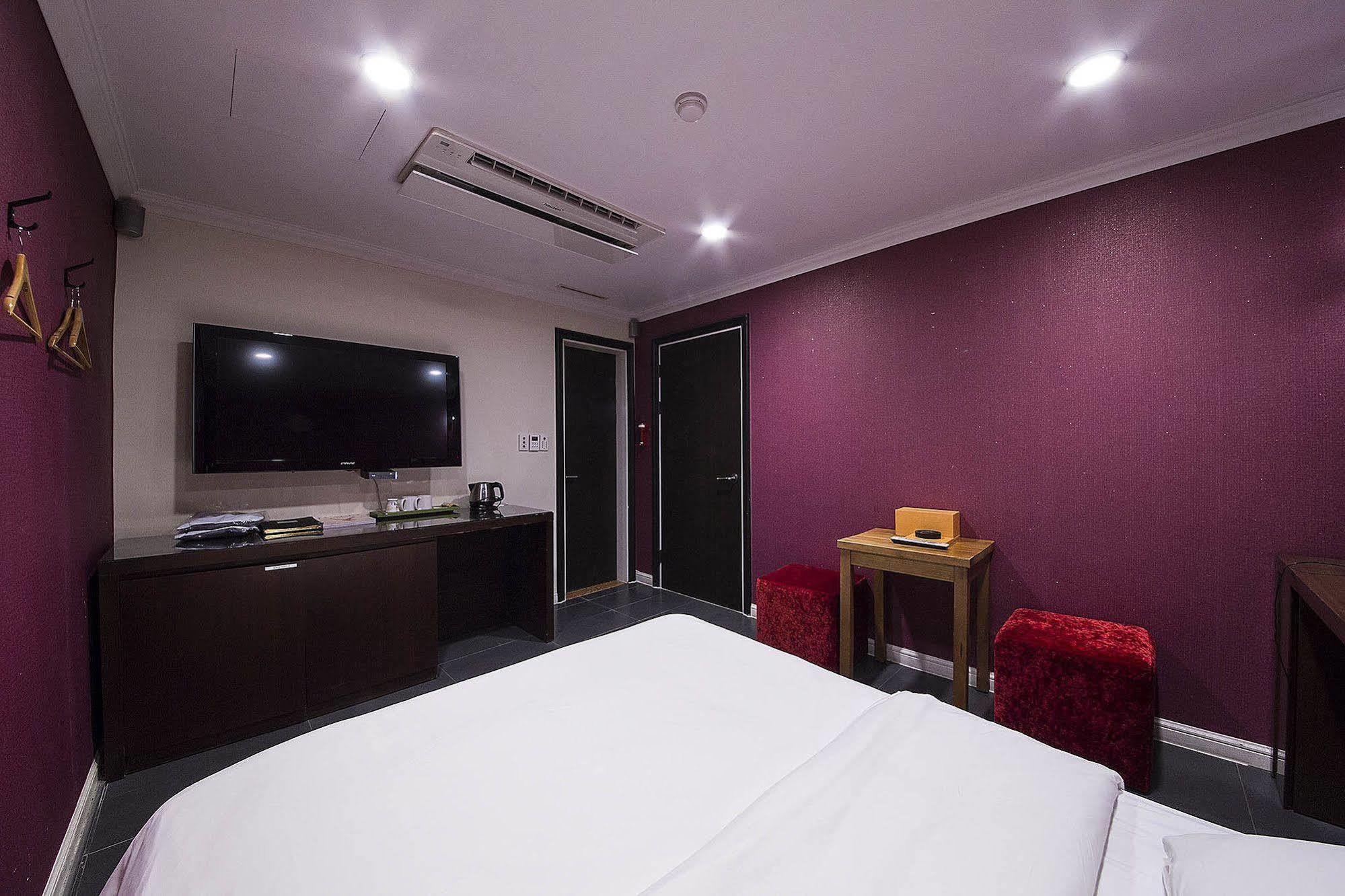 Mate Hotel Seoul Gimpo Eksteriør billede