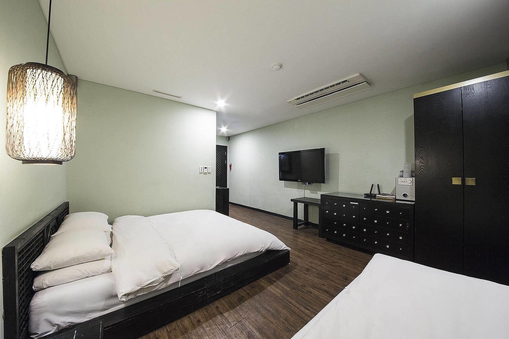 Mate Hotel Seoul Gimpo Eksteriør billede